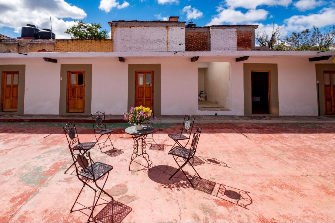 Fandango Hostel San Cristóbal de Las Casas Екстериор снимка