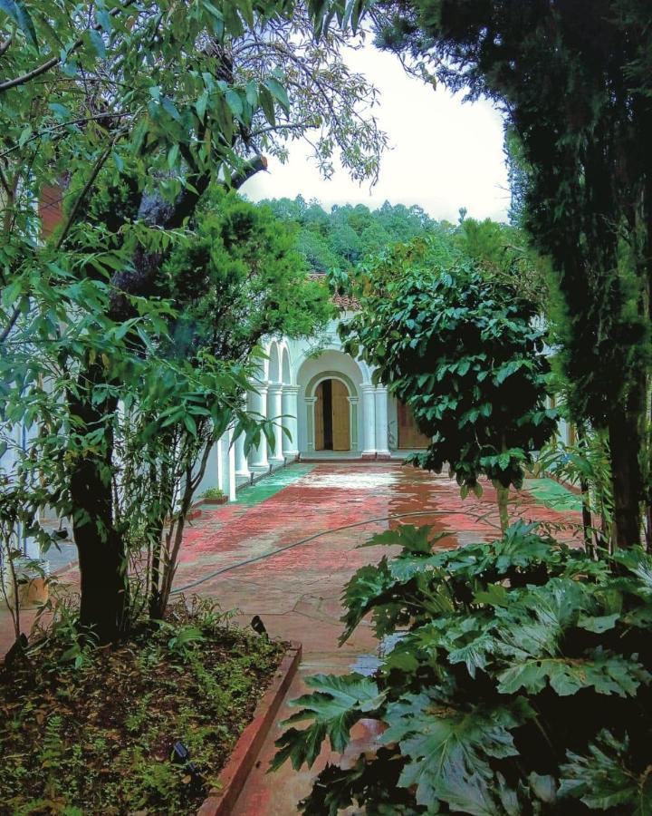 Fandango Hostel San Cristóbal de Las Casas Екстериор снимка
