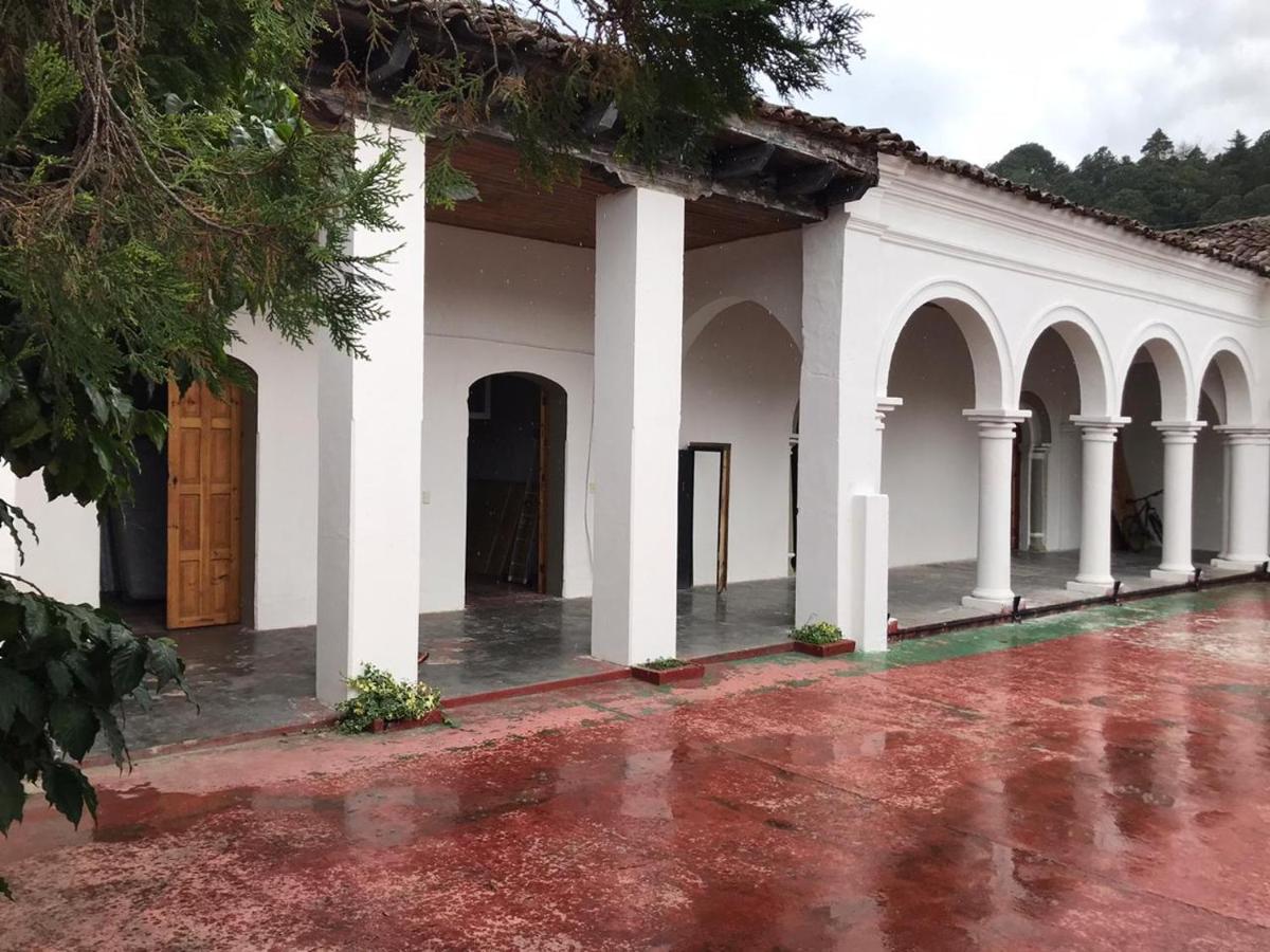 Fandango Hostel San Cristóbal de Las Casas Екстериор снимка